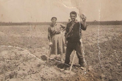 Ο Πάυλος και η Ζήνα σκάβουν