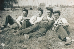 Παλληκάρια Κ.Χειμωνίου στη γέφυρα